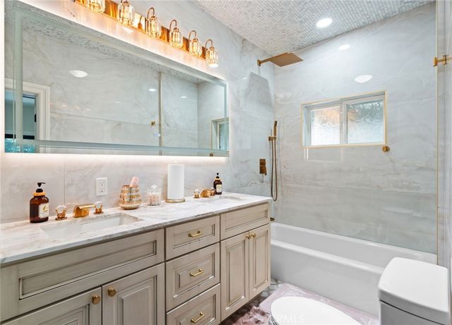 17641 Santa Rosa Mine Road, Lake Mathews, CA 92570