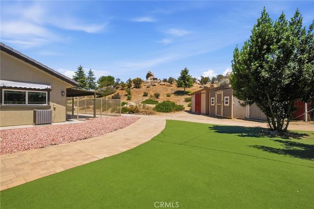 17641 Santa Rosa Mine Road, Lake Mathews, CA 92570