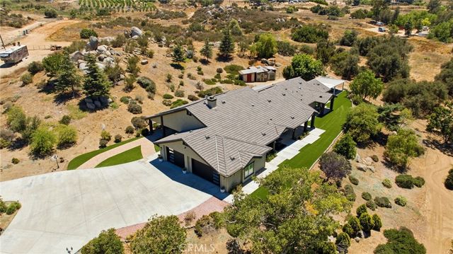 17641 Santa Rosa Mine Road, Lake Mathews, CA 92570