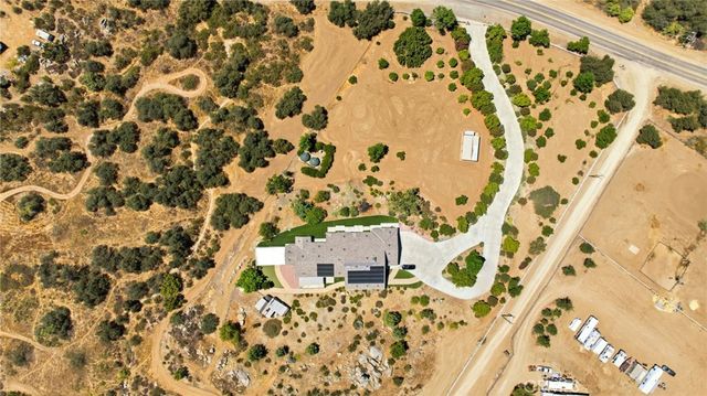 17641 Santa Rosa Mine Road, Lake Mathews, CA 92570