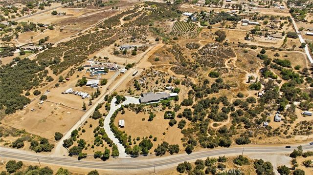 17641 Santa Rosa Mine Road, Lake Mathews, CA 92570