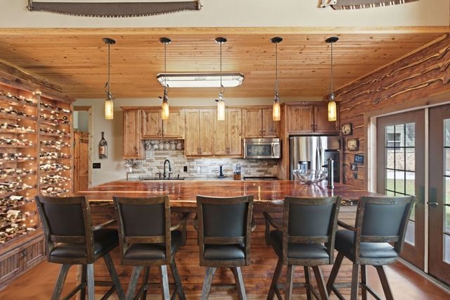 722 Three Skillet Road, Springtown, TX 76082