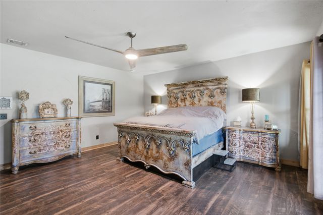 722 Three Skillet Road, Springtown, TX 76082