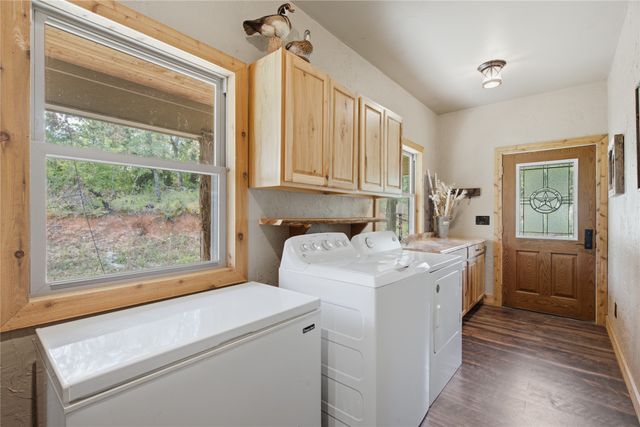 722 Three Skillet Road, Springtown, TX 76082