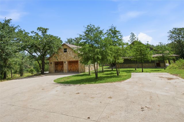 722 Three Skillet Road, Springtown, TX 76082