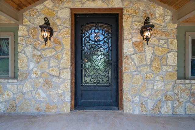722 Three Skillet Road, Springtown, TX 76082