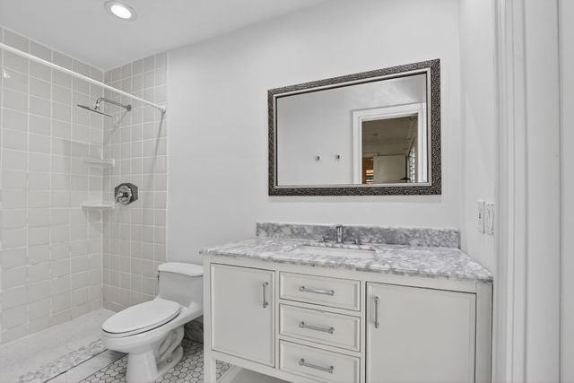 100 SW 8th Avenue, Boca Raton, FL 33486