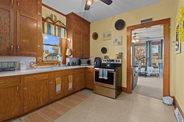 45 N 6TH STREET, Hilbert, WI 54129