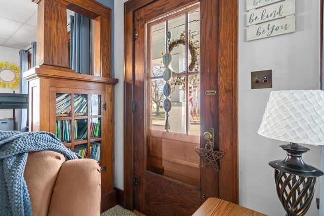 45 N 6TH STREET, Hilbert, WI 54129