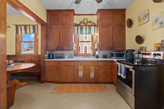 45 N 6TH STREET, Hilbert, WI 54129