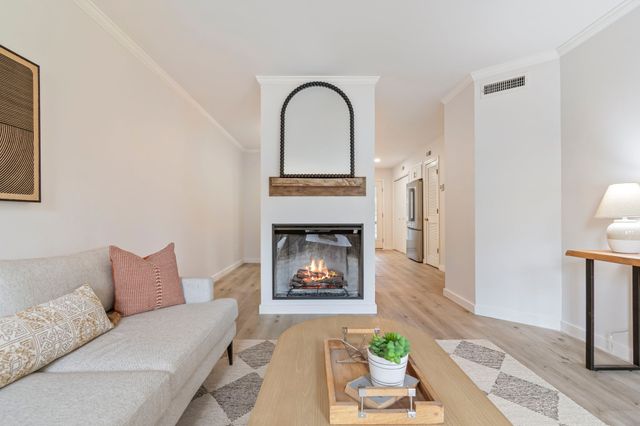 2829 Hazelwood Dr, Nashville, TN 37212