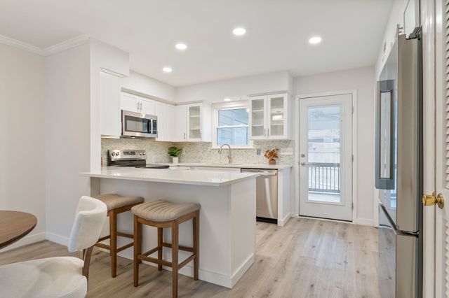 2829 Hazelwood Dr, Nashville, TN 37212