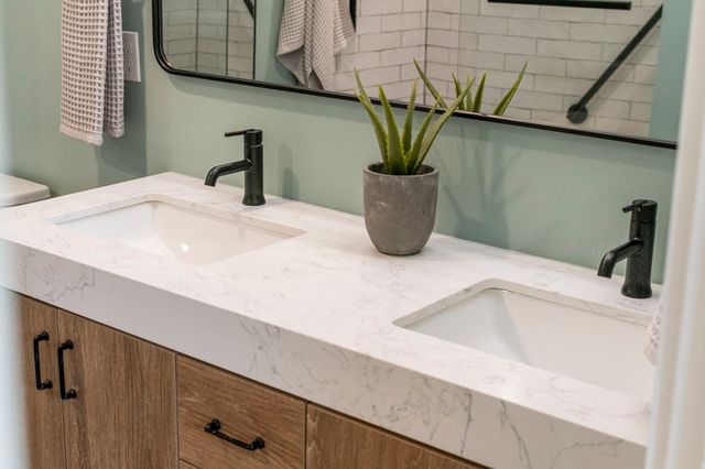 2829 Hazelwood Dr, Nashville, TN 37212