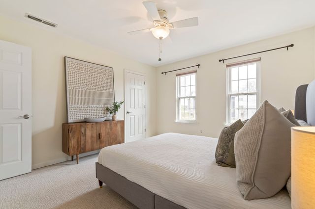 2829 Hazelwood Dr, Nashville, TN 37212