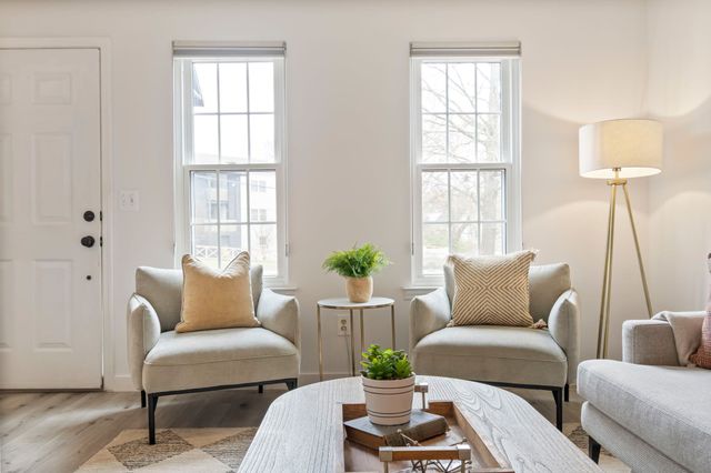 2829 Hazelwood Dr, Nashville, TN 37212