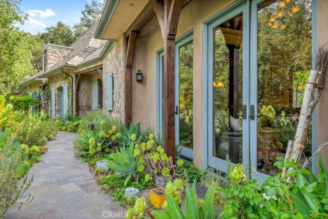 3439 Dorothy Road, Topanga, CA 90290