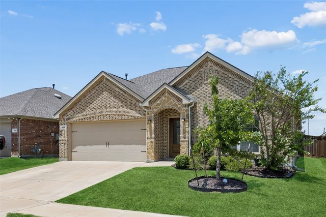 9105 Silver Dollar Drive, Fort Worth, TX 76131