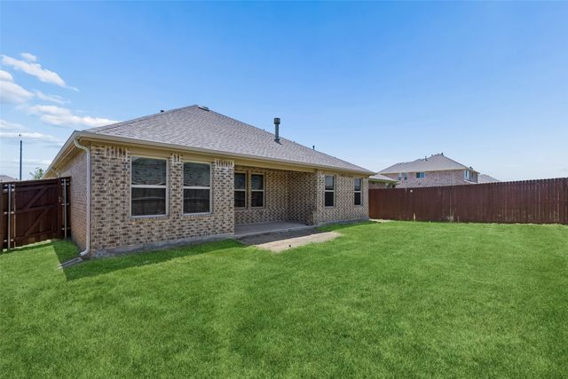 9105 Silver Dollar Drive, Fort Worth, TX 76131