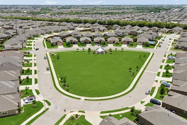 9105 Silver Dollar Drive, Fort Worth, TX 76131