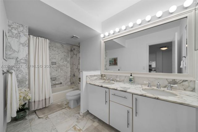 9801 Collins Ave 20V, Bal Harbour, FL 33154