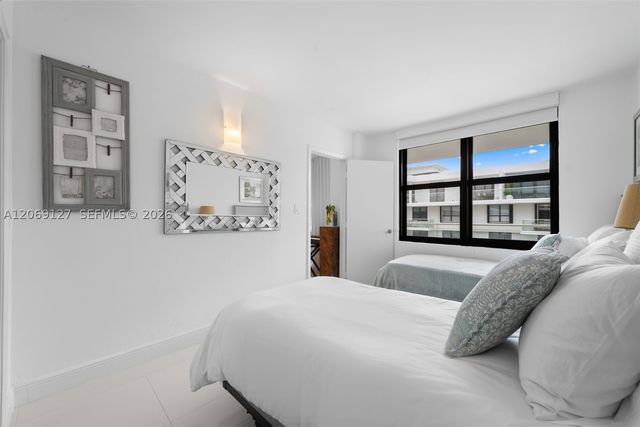 9801 Collins Ave 20V, Bal Harbour, FL 33154