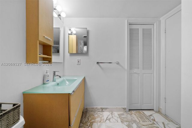 9801 Collins Ave 20V, Bal Harbour, FL 33154