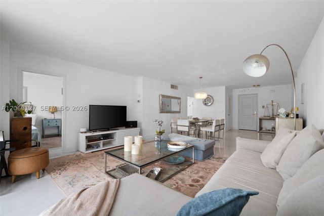9801 Collins Ave 20V, Bal Harbour, FL 33154