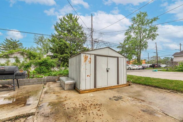 2470 Azelda Street, Columbus, OH 43211