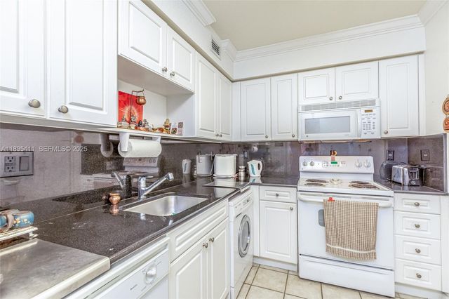 2501 S Ocean Drive 439, Hollywood, FL 33019