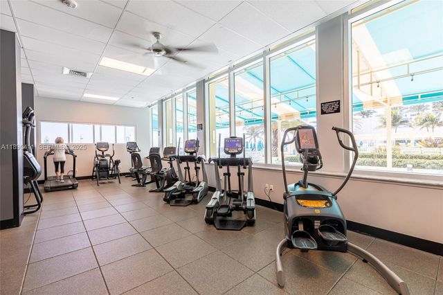 2501 S Ocean Drive 439, Hollywood, FL 33019