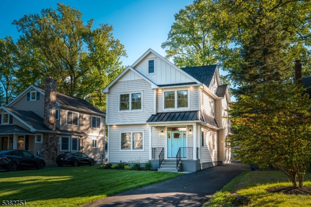 834 Tice Place, Westfield Town, NJ 07090