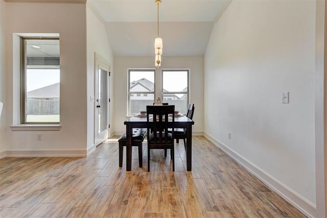 10528 NW 33rd Place, Yukon, OK 73099