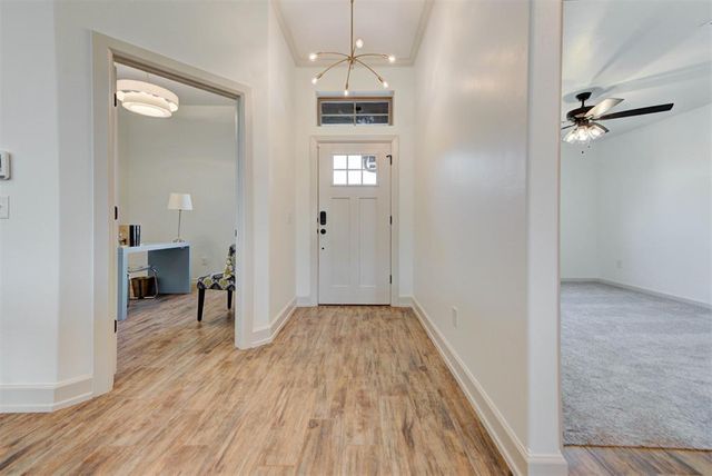 10528 NW 33rd Place, Yukon, OK 73099