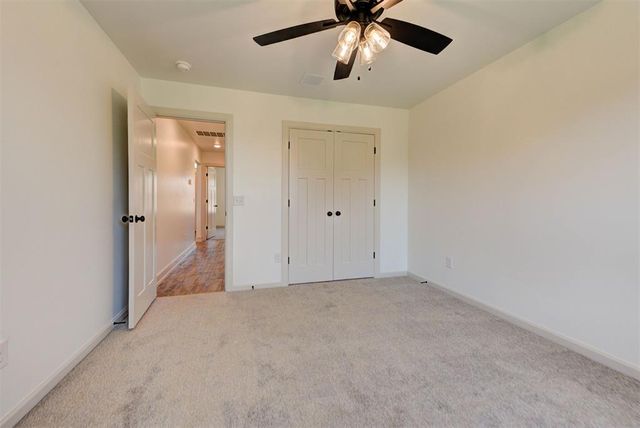 10528 NW 33rd Place, Yukon, OK 73099