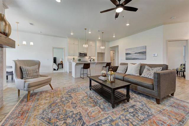 10528 NW 33rd Place, Yukon, OK 73099