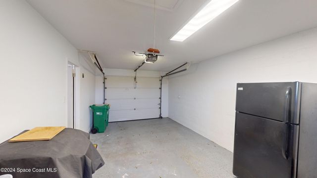 216 Country Club Drive, Melbourne, FL 32940