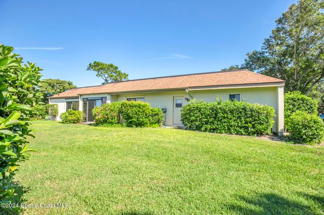 216 Country Club Drive, Melbourne, FL 32940