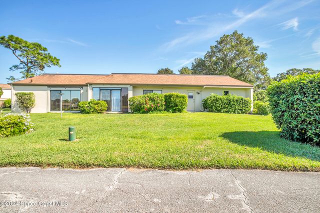 216 Country Club Drive, Melbourne, FL 32940