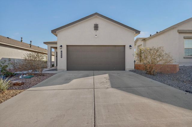 10650 Valedon Lane SW, Albuquerque, NM 87121
