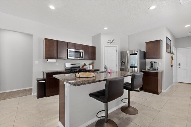 10650 Valedon Lane SW, Albuquerque, NM 87121