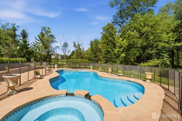 3 Longbow Terrace, Flemington, NJ 08822