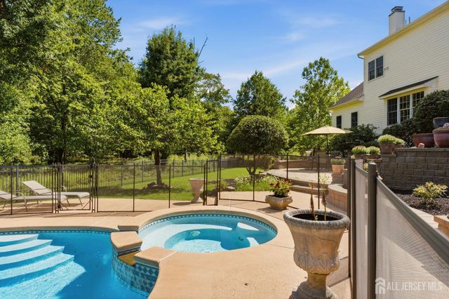 3 Longbow Terrace, Flemington, NJ 08822