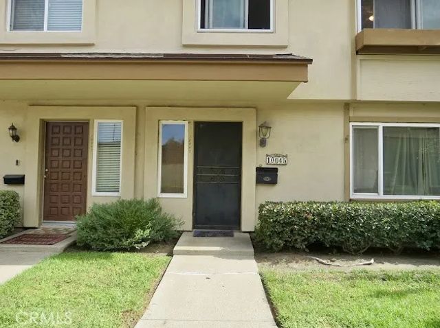 10045 Karmont, South Gate, CA 90280
