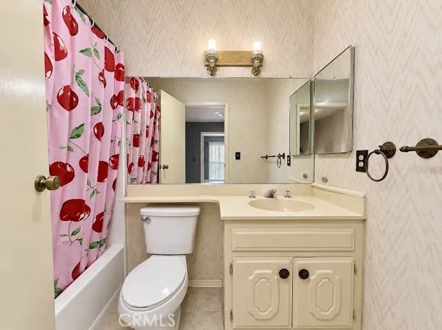 10045 Karmont, South Gate, CA 90280