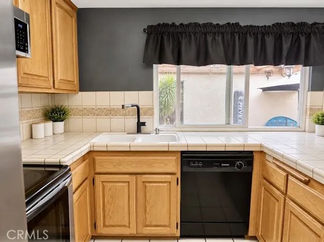 10045 Karmont, South Gate, CA 90280