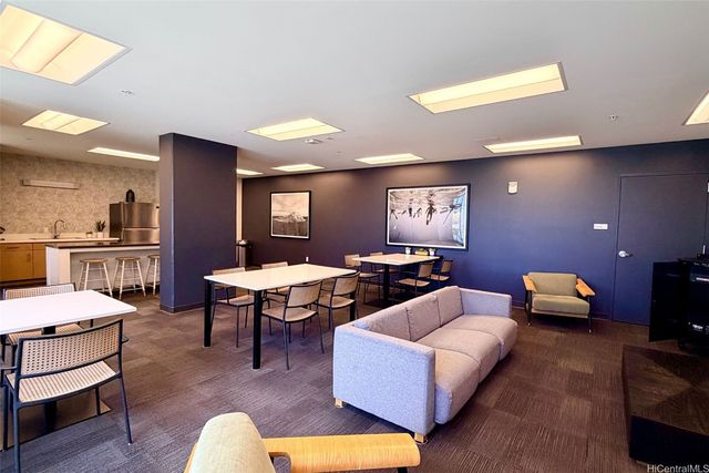 988 Halekauwila Street 1712, Honolulu, HI 96814