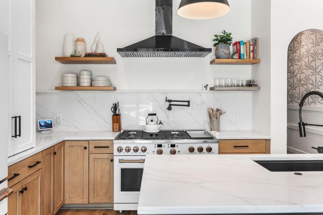 736 Atlantic Street A, Mount Pleasant, SC 29464