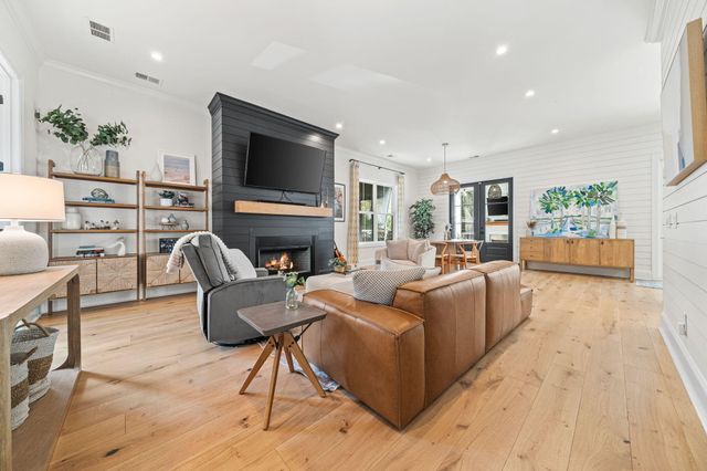 736 Atlantic Street A, Mount Pleasant, SC 29464