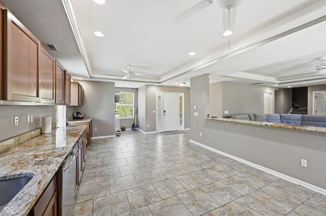 934 N Buck Creek Road, Greenfield, IN 46140