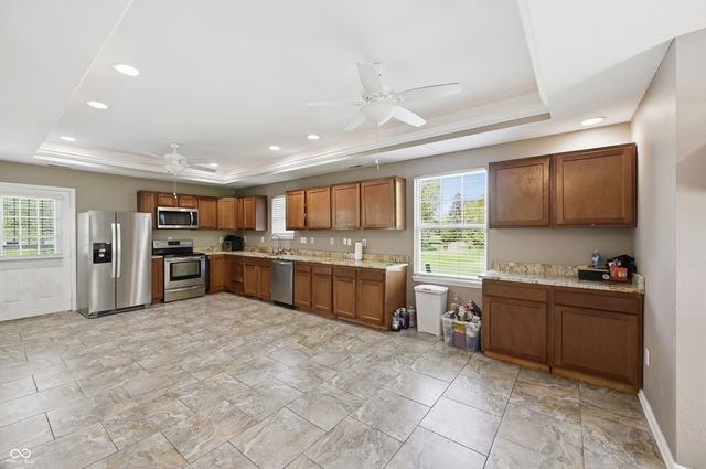 934 N Buck Creek Road, Greenfield, IN 46140